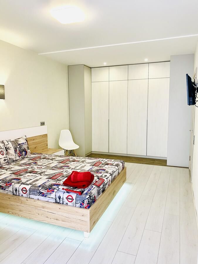 Апартаменты LUX apartments RIVER PARK Днепр-12